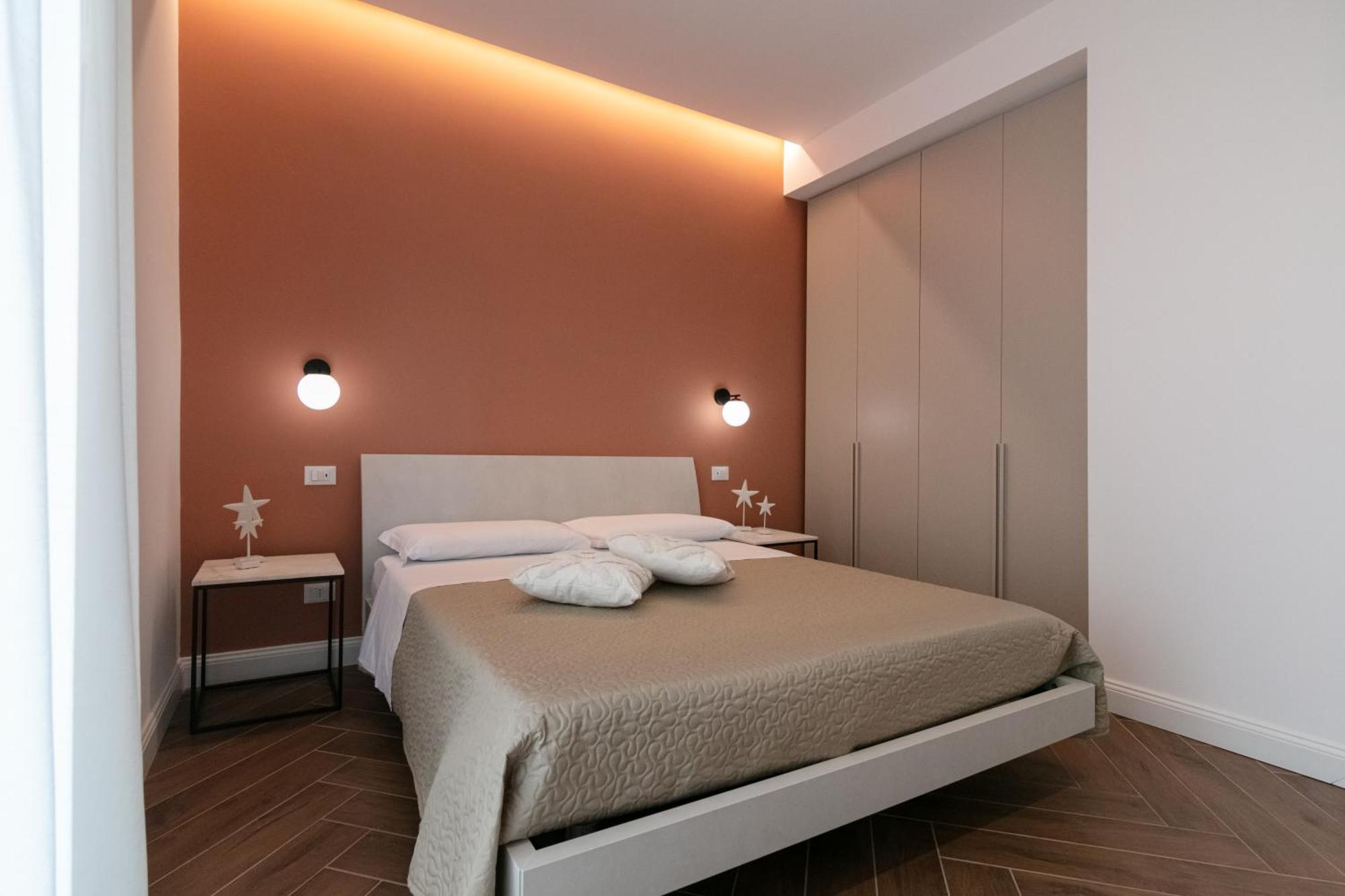 Mt Apartments Термоли Екстериор снимка