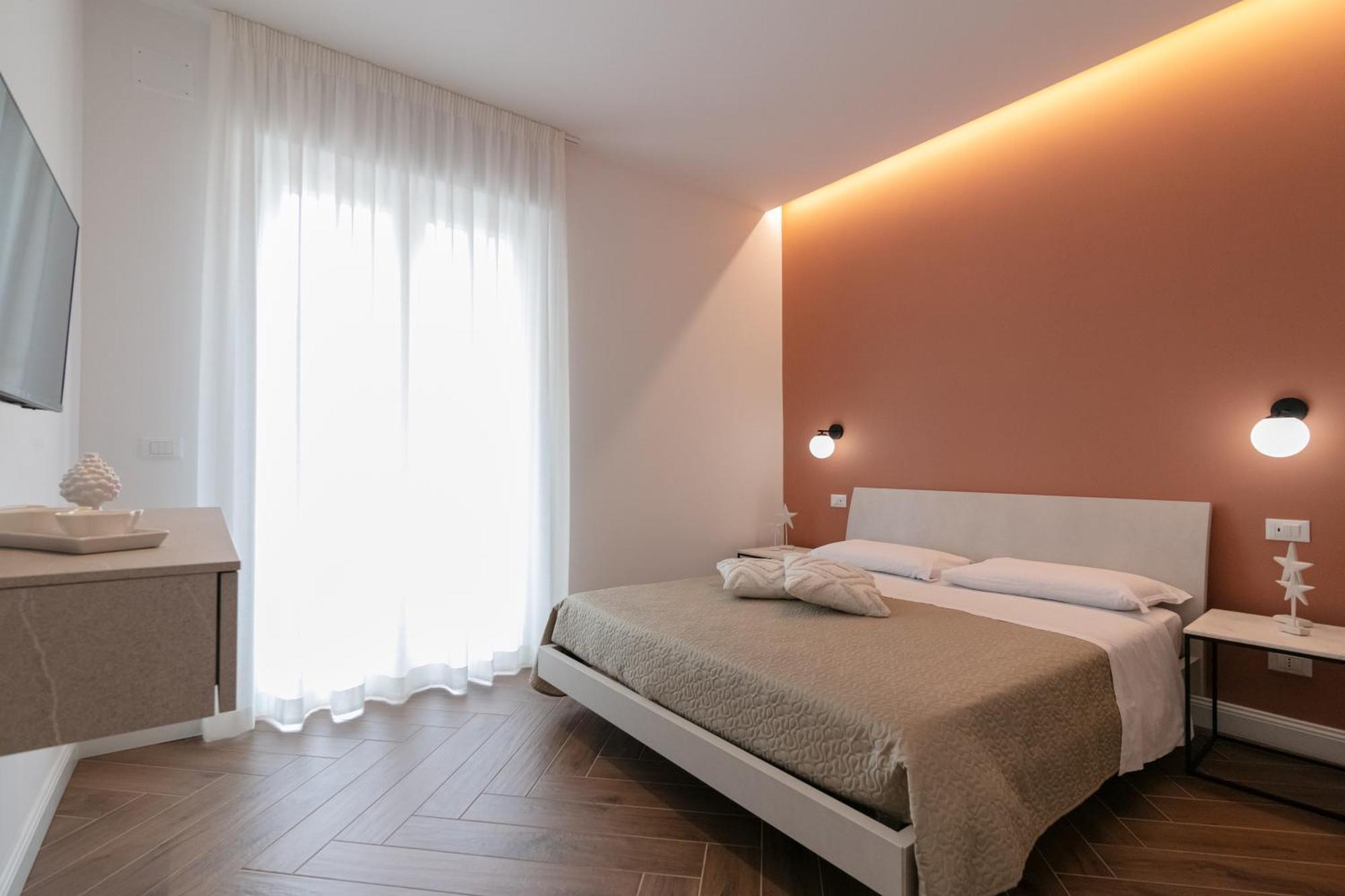 Mt Apartments Термоли Екстериор снимка