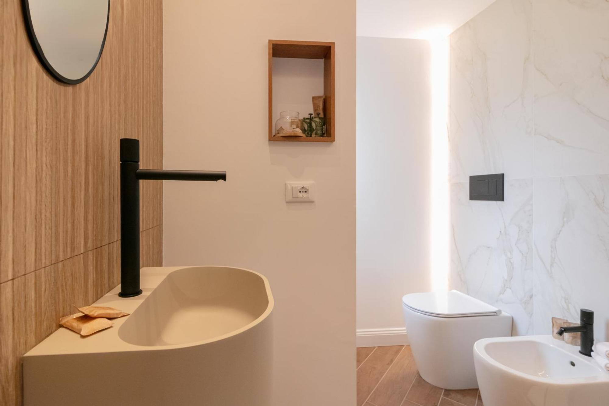 Mt Apartments Термоли Екстериор снимка